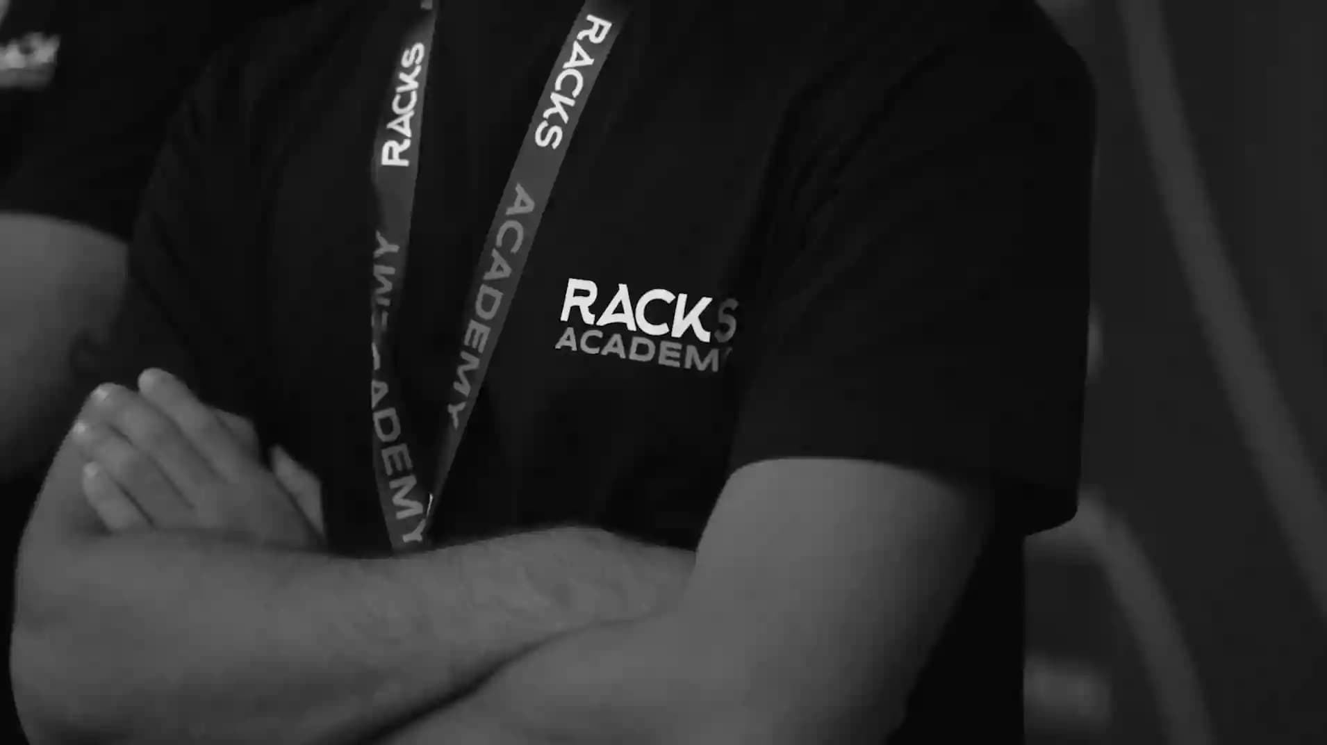 Video sobre Racks Academy